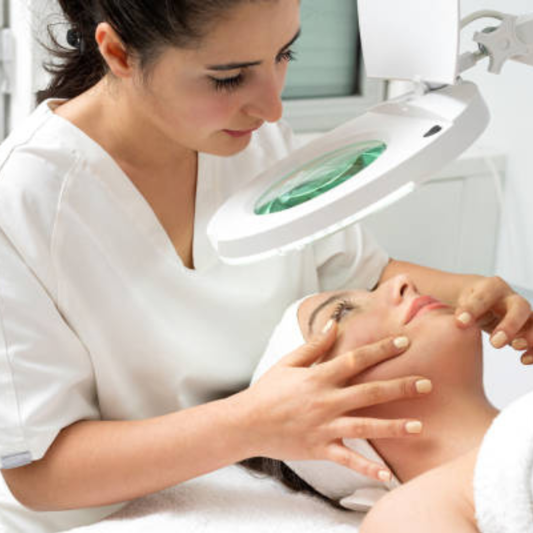TM - Dermatologist